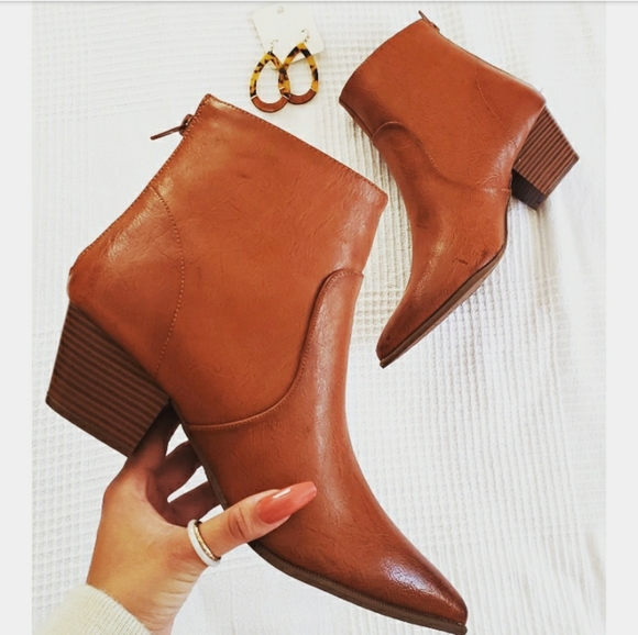 🆕️Apple Picking Collection// Rust bootie - Picture 6 of 7